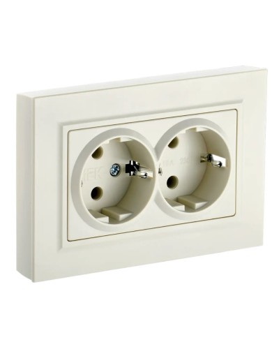 Розетка 2-местная с з/к РС12-3-БрКр бежевый BRITE (BR-R21-16-K10-F). Розетка с заземлением без защитных шторок в сборе. IEK в Белгороде