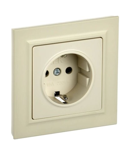 Розетка с з/к РСР14-1-0-БрКр бежевый BRITE (BR-R14-16-K10-F). Розетка с заземлением с защитными шторками в сборе. IEK в Белгороде