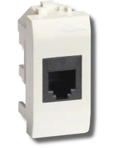 Розетка RJ-45 Brava 1 модуль белая (76457B): Розетка компьютерная экранированная с одним разъёмом в Белгороде